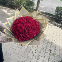 دسته گل رز هلندی گلفروشی