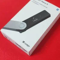 کیف پول سخت‌افزاری Ledger Nano X