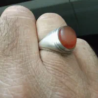 انگشتر نقره با عقیق یمانی کهنه