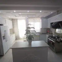 63متر/ دوخواب / فول امکانات / خ جیحون برادران عرب