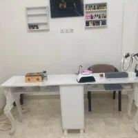 وسایل آرایشگاهی میز ناخون آینه تخت رینگ لایت ترولی