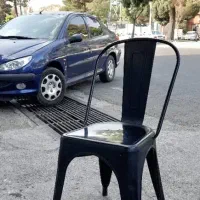 صندلی فلزی کافه رستوران