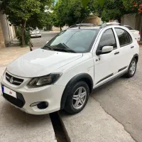 کوییک R سفید مشکی