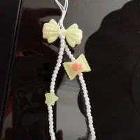آویز گوشی