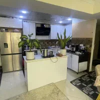 فروش ۵ متر کابینت به همراه جزیره