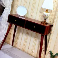 کنسول دکوراتیو