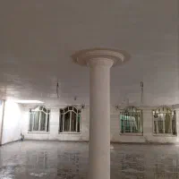 بنای ساختمان.  گچ کاری و سیمان کاری و دیوار چینی
