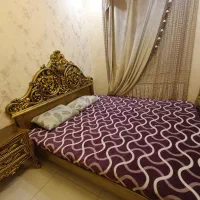 تخت دو نفره از جنس ورق طلا