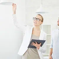 استخدام مشاور خانم در رسته املاک