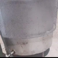 خمیرگیر ۴۰ کیلویی و ۲تا تنور ۵ نان