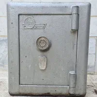 گاو صندوق کاوه