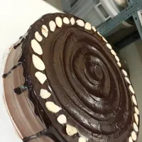 یدونه کیک موجود در کارگاه