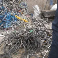 خریدو فروش خرده ریز انباری و آهن آلمینیوم برنج مس