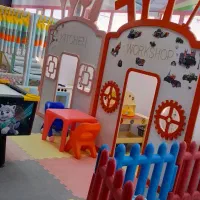 همکاری در شهر بازی