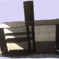 میزتلوزیون شیشه ای مشکی