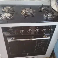 یک عدد اجاق گاز طرح فر بفروش میرود