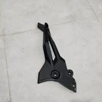 چند قطعه موتور بنلی