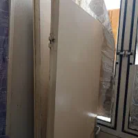 درب چوبی کاملا سالم