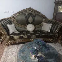 مبل فقط دوماه خریدم به پولش نیاز دارممبل