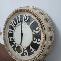 دوعدد ساعت دیواری قطر۶۰و۷۰