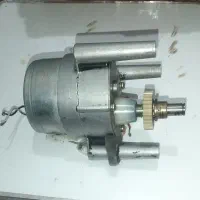 موتور براشلس