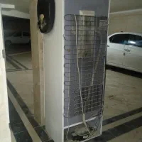 یخچال فروشی