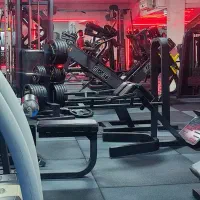 باشگاه بدنسازی افرا