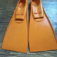 پای فین شنا کفش استخر