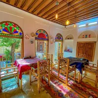 نقاشی ساختمان،خرده کاری،کاغذ دیواری،زیرسازی