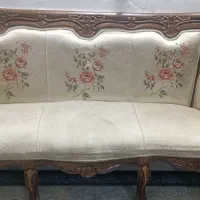 مبل سلطنتی