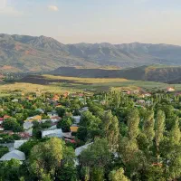 زمین 440 متری با ملک کلنگی قابل سکونت(تخفیف خورده)