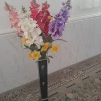 گل وگلدان