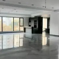 هم خانه . همخونه . میشم. اقا هستم