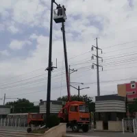 خدمات جرثقیل خاور دکل بلند مجهز به سبد