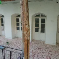 خانه-قدیمی-در-مرکز-شهر-لالجین