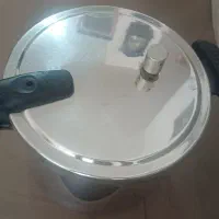 زود پز تفال
