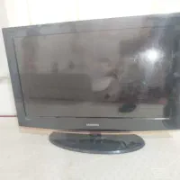 تلویزیون۳۲اینچ همراه دستگاه دیجیتال سالم ۱۲میلیون