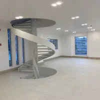 اجاره واحد تجاری ۷۰۰متری با امکانات فول