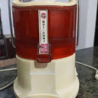 آبمیوه گیری ناسیونال