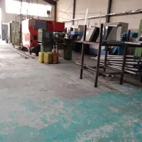 اپراتور سی ان سی تراش مسلط به کد نویسی