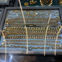 تنوع دستبند و زنجیر