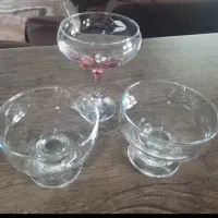 سه عدد بستنی خوری