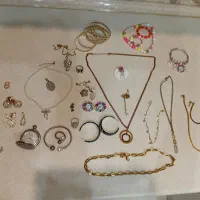 بدلیجات کفش کلاه بخاری سرسره ظروف اشپزخانه