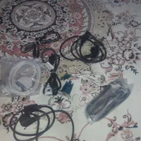 تعدادی کابل کامپیوتر نو نو هست