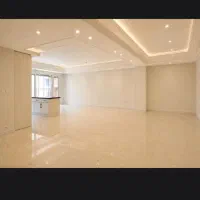 140-متری-لاکچری-تاپ-ظفر