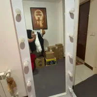 اینه چراغ داره قدی