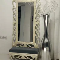 آیینه وگلدان