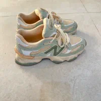 کتونی زنانه