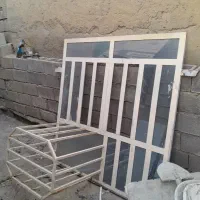 پنجره با جاکولری