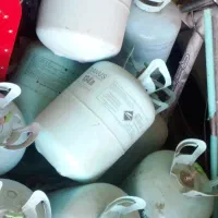کپسول گاز کولر و یک عدد باتری موتور هوندا ۷ آمپر